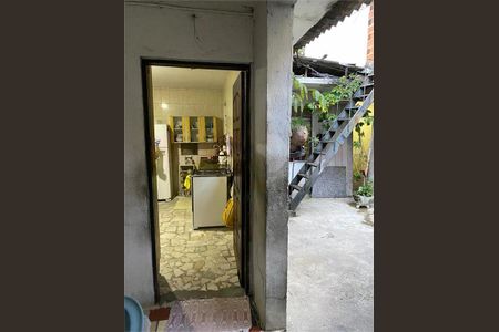 Casa à venda com 200m², 2 quartos e 1 vaga