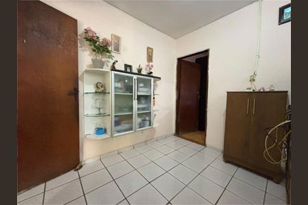 Casa à venda com 200m², 2 quartos e 1 vaga