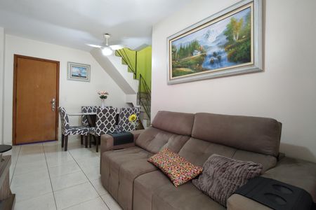 Apartamento à venda com 149m², 4 quartos e 2 vagas Apartamento à venda com 149m², 4 quartos e 2 vagasSala