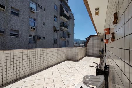 Apartamento à venda com 149m², 4 quartos e 2 vagas Apartamento à venda com 149m², 4 quartos e 2 vagasCobertura