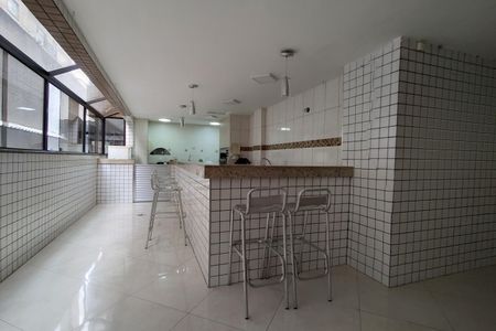 Apartamento à venda com 149m², 4 quartos e 2 vagas Apartamento à venda com 149m², 4 quartos e 2 vagasÁrea comum - Salão de festas