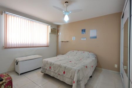 Apartamento à venda com 149m², 4 quartos e 2 vagas Apartamento à venda com 149m², 4 quartos e 2 vagasQuarto 3