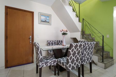 Apartamento à venda com 149m², 4 quartos e 2 vagas Apartamento à venda com 149m², 4 quartos e 2 vagasSala