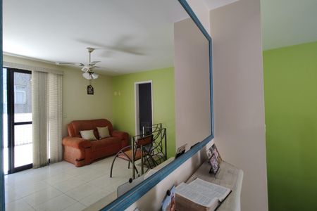 Apartamento à venda com 149m², 4 quartos e 2 vagas Apartamento à venda com 149m², 4 quartos e 2 vagasSala 2