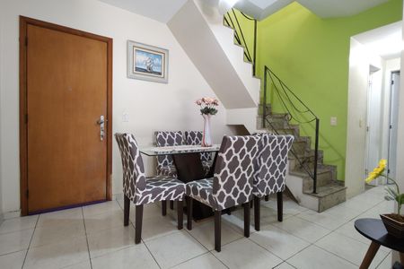 Apartamento à venda com 149m², 4 quartos e 2 vagas Apartamento à venda com 149m², 4 quartos e 2 vagasSala