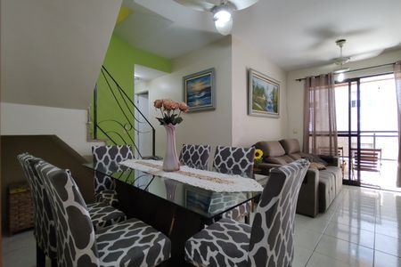 Apartamento à venda com 149m², 4 quartos e 2 vagas Apartamento à venda com 149m², 4 quartos e 2 vagasSala