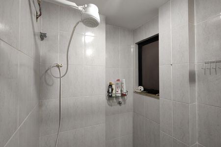 Apartamento à venda com 149m², 4 quartos e 2 vagas Apartamento à venda com 149m², 4 quartos e 2 vagasBanheiro Social 2