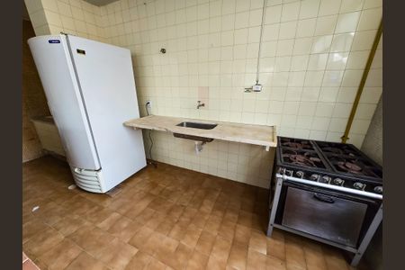 Apartamento à venda com 54m², 2 quartos e 1 vaga Apartamento à venda com 54m², 2 quartos e 1 vagaÁrea comum - Salão de festas