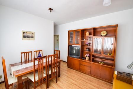 Apartamento à venda com 54m², 2 quartos e 1 vaga Apartamento à venda com 54m², 2 quartos e 1 vagaSala