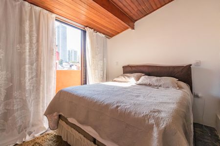 Casa à venda com 190m², 4 quartos e 1 vaga Casa à venda com 190m², 4 quartos e 1 vagaSuíte