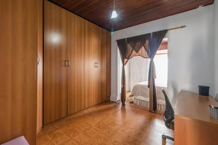 Casa à venda com 190m², 4 quartos e 1 vaga Casa à venda com 190m², 4 quartos e 1 vagaSuíte