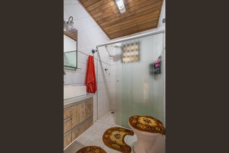 Casa à venda com 190m², 4 quartos e 1 vaga Casa à venda com 190m², 4 quartos e 1 vagaBanheiro Social 2