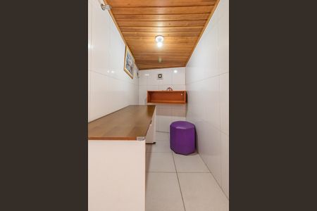Casa à venda com 190m², 4 quartos e 1 vaga Casa à venda com 190m², 4 quartos e 1 vagaEscritório