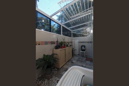 Casa à venda com 124m², 3 quartos e 2 vagas Casa à venda com 124m², 3 quartos e 2 vagasÁrea de Serviço