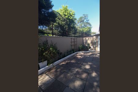 Casa à venda com 124m², 3 quartos e 2 vagas Casa à venda com 124m², 3 quartos e 2 vagasHorta comunitaria