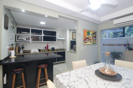 Casa à venda com 124m², 3 quartos e 2 vagas Casa à venda com 124m², 3 quartos e 2 vagasSala 2