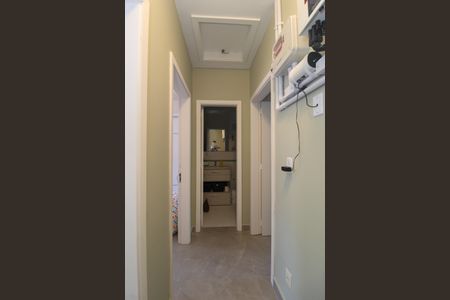 Casa à venda com 124m², 3 quartos e 2 vagas Casa à venda com 124m², 3 quartos e 2 vagasCorredor