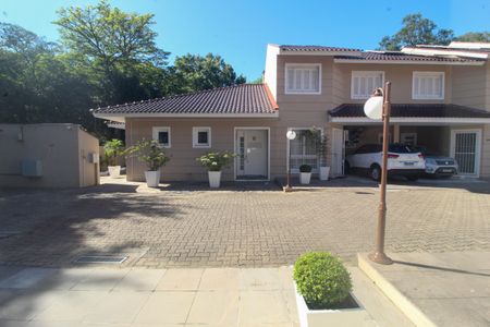 Casa à venda com 124m², 3 quartos e 2 vagas Casa à venda com 124m², 3 quartos e 2 vagasVista