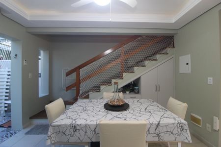 Casa à venda com 124m², 3 quartos e 2 vagas Casa à venda com 124m², 3 quartos e 2 vagasSala 2