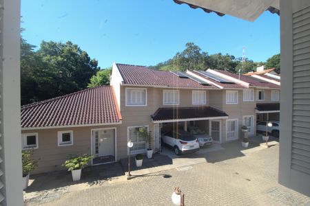 Casa à venda com 124m², 3 quartos e 2 vagas Casa à venda com 124m², 3 quartos e 2 vagasVista