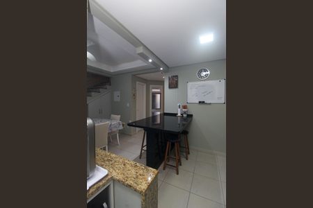Casa à venda com 124m², 3 quartos e 2 vagas Casa à venda com 124m², 3 quartos e 2 vagasCozinha