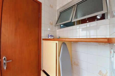 Apartamento à venda com 52m², 1 quarto e 1 vaga Apartamento à venda com 52m², 1 quarto e 1 vagaÁrea de Serviço