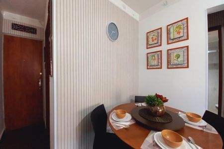 Apartamento à venda com 52m², 1 quarto e 1 vaga Apartamento à venda com 52m², 1 quarto e 1 vagaSala de Jantar