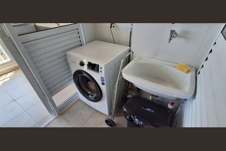 Apartamento à venda com 89m², 3 quartos e 2 vagas Apartamento à venda com 89m², 3 quartos e 2 vagasÁrea de Serviço