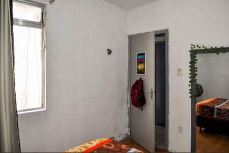 Casa à venda com 199m², 5 quartos e 4 vagas Casa à venda com 199m², 5 quartos e 4 vagasQuarto 2