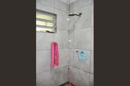 Casa à venda com 199m², 5 quartos e 4 vagas Casa à venda com 199m², 5 quartos e 4 vagasBanheiro