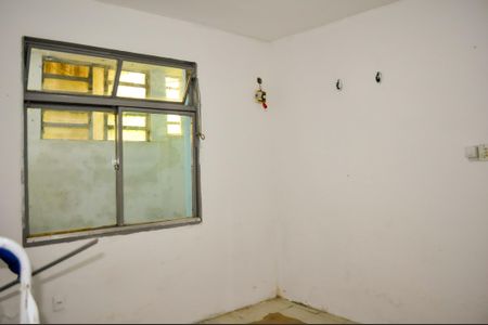 Casa à venda com 199m², 5 quartos e 4 vagas Casa à venda com 199m², 5 quartos e 4 vagasQuarto 5