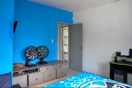Casa à venda com 199m², 5 quartos e 4 vagas Casa à venda com 199m², 5 quartos e 4 vagasQuarto