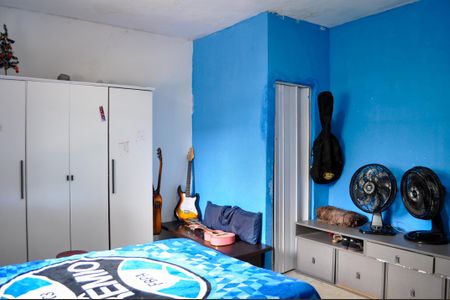 Casa à venda com 199m², 5 quartos e 4 vagas Casa à venda com 199m², 5 quartos e 4 vagasQuarto