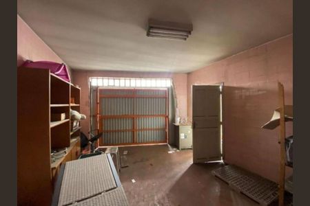 Casa à venda com 175m², 4 quartos e 2 vagas Casa à venda com 175m², 4 quartos e 2 vagasFoto 03