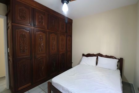 Apartamento para alugar com 130m², 4 quartos e 1 vaga Apartamento para alugar com 130m², 4 quartos e 1 vagaQuarto