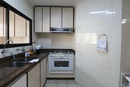 Apartamento para alugar com 130m², 4 quartos e 1 vaga Apartamento para alugar com 130m², 4 quartos e 1 vagaCozinha
