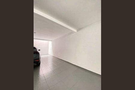 Apartamento à venda com 74m², 2 quartos e 1 vaga