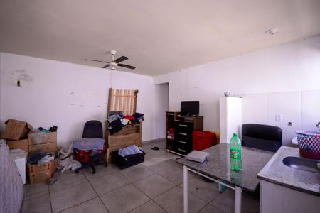 Casa à venda com 65m², 2 quartos e 1 vaga Casa à venda com 65m², 2 quartos e 1 vagaSala/Cozinha