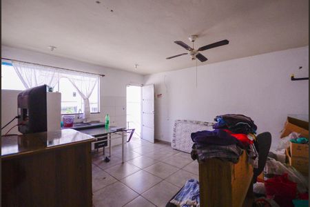 Casa à venda com 65m², 2 quartos e 1 vaga Casa à venda com 65m², 2 quartos e 1 vagaSala/Cozinha