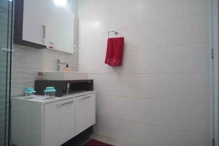 Casa à venda com 212m², 4 quartos e 1 vaga Casa à venda com 212m², 4 quartos e 1 vagaBanheiro