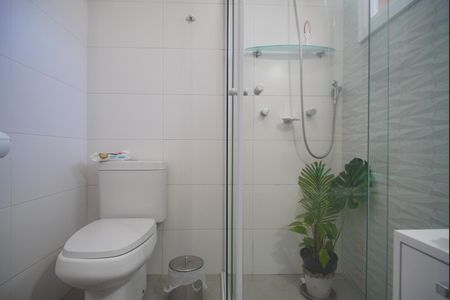 Casa à venda com 212m², 4 quartos e 1 vaga Casa à venda com 212m², 4 quartos e 1 vagaBanheiro