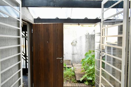 Casa à venda com 190m², 3 quartos e 3 vagas Casa à venda com 190m², 3 quartos e 3 vagasQuintal