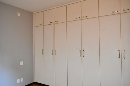 Casa à venda com 190m², 3 quartos e 3 vagas Casa à venda com 190m², 3 quartos e 3 vagasSuíte