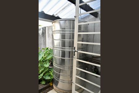 Casa à venda com 190m², 3 quartos e 3 vagas Casa à venda com 190m², 3 quartos e 3 vagasQuintal