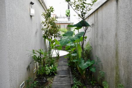 Casa à venda com 190m², 3 quartos e 3 vagas Casa à venda com 190m², 3 quartos e 3 vagasEntrada lateral