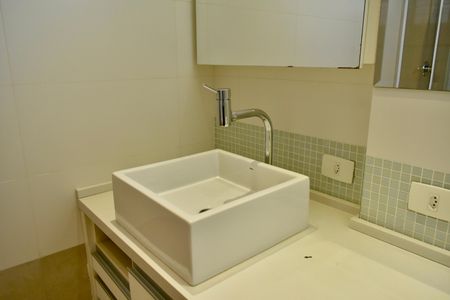 Casa à venda com 190m², 3 quartos e 3 vagas Casa à venda com 190m², 3 quartos e 3 vagasBanheiro da Suíte