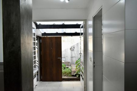 Casa à venda com 190m², 3 quartos e 3 vagas Casa à venda com 190m², 3 quartos e 3 vagasÁrea de Serviço