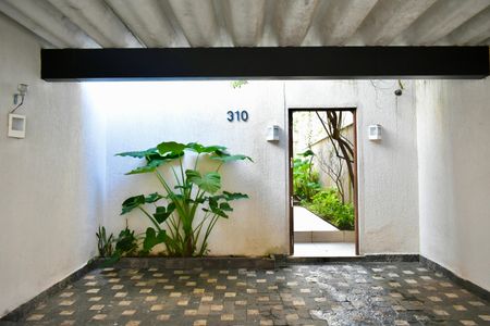 Casa à venda com 190m², 3 quartos e 3 vagas Casa à venda com 190m², 3 quartos e 3 vagasGaragem