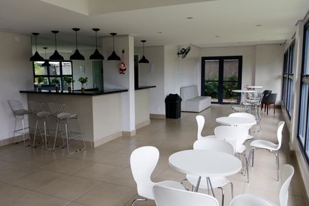 Apartamento para alugar com 53m², 2 quartos e 1 vaga Apartamento para alugar com 53m², 2 quartos e 1 vagaÁrea comum - Salão de festas