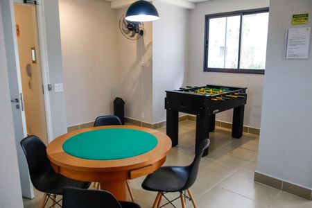 Apartamento para alugar com 53m², 2 quartos e 1 vaga Apartamento para alugar com 53m², 2 quartos e 1 vagaÁrea comum - Sala de Jogos